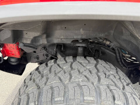 2004 HUMMER H2 Lux Series