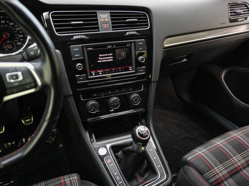2019 Volkswagen Golf GTI Rabbit Edition