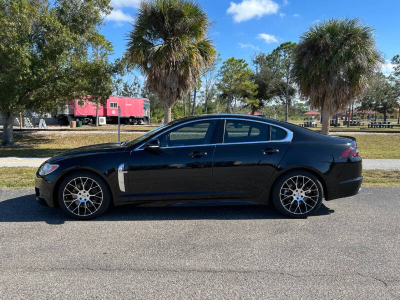 2011 Jaguar XF Premium's photo