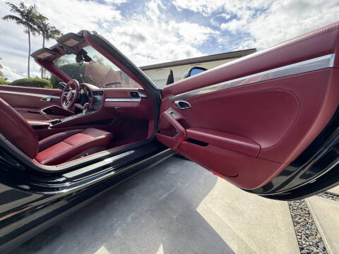 2017 Porsche 911 Carrera 4