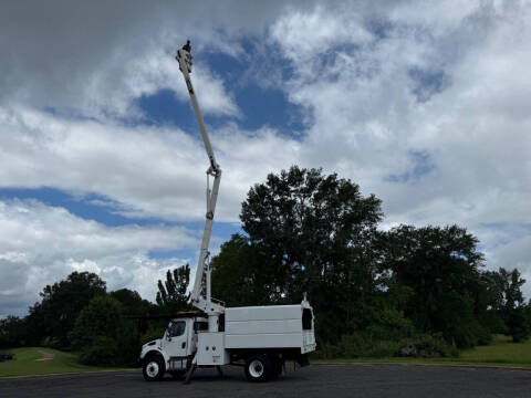2024 Freightliner M2 106