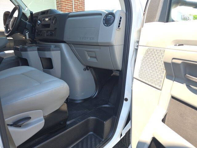 2024 Ford E-Series