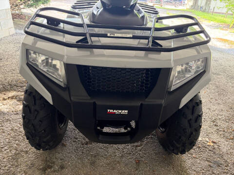 2024 Tracker 450