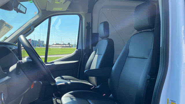2023 Ford E-Transit 350
