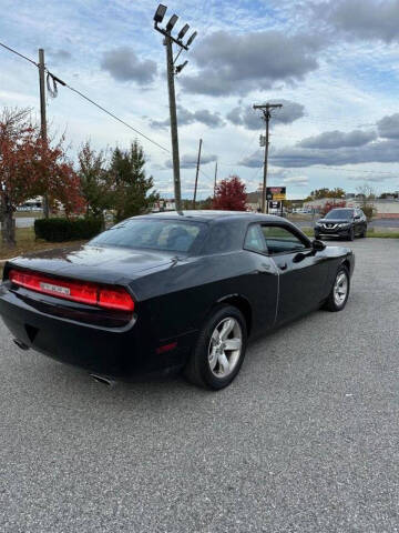 2014 Dodge Challenger SXT