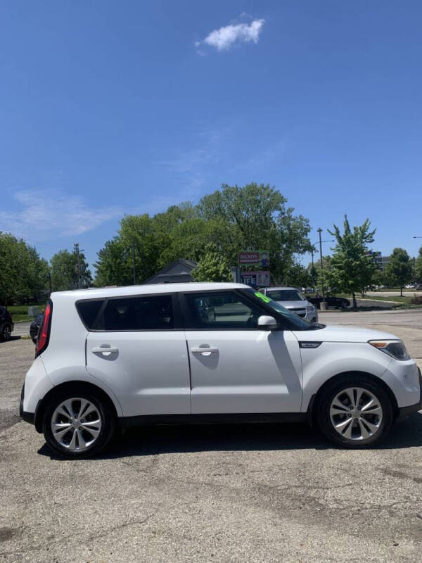 2015 Kia Soul +