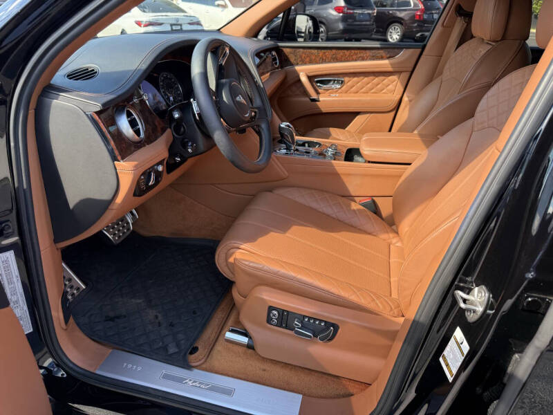 2020 Bentley Bentayga Hybrid