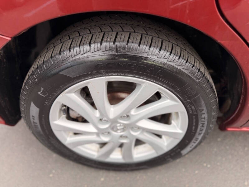 2012 Mazda MAZDA5 Sport