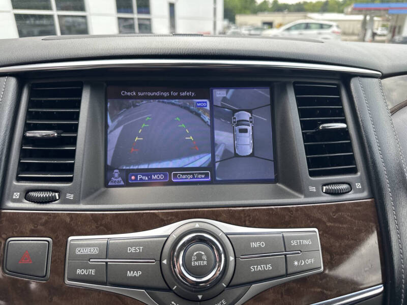 2017 Infiniti QX80