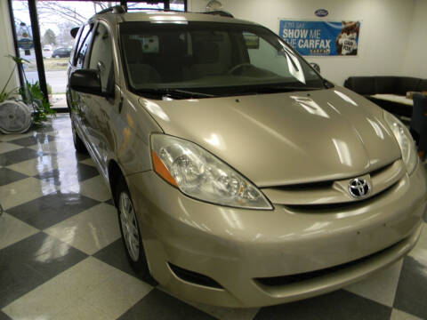 2010 Toyota Sienna for sale at Lindenwood Auto Center in Saint Louis MO