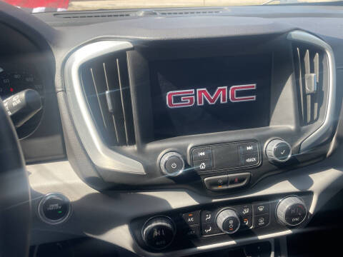 2023 GMC Terrain SLT