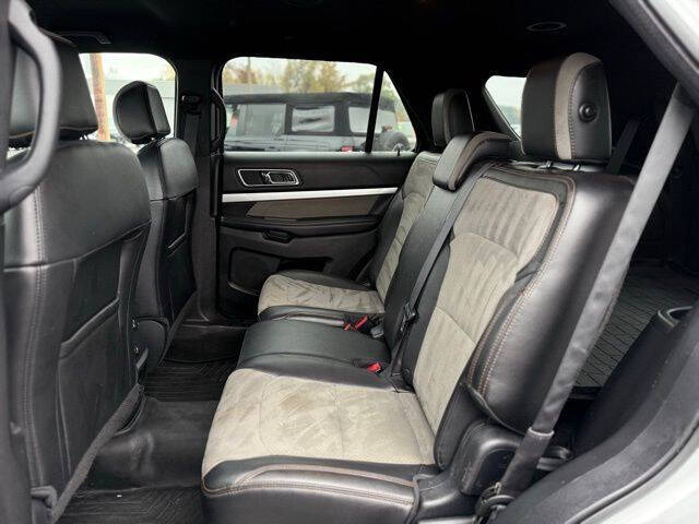 2017 Ford Explorer XLT