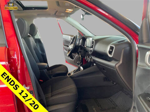 2022 Hyundai Venue SEL