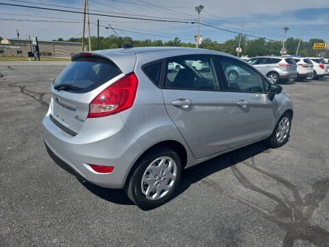 2013 Ford Fiesta SE