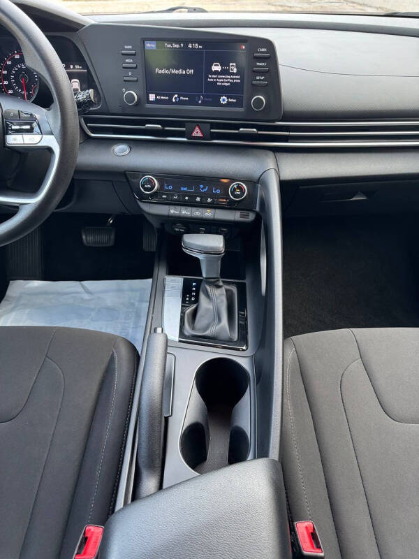 2021 Hyundai Elantra SEL