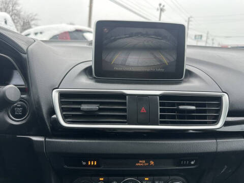 2015 Mazda MAZDA3 i Grand Touring