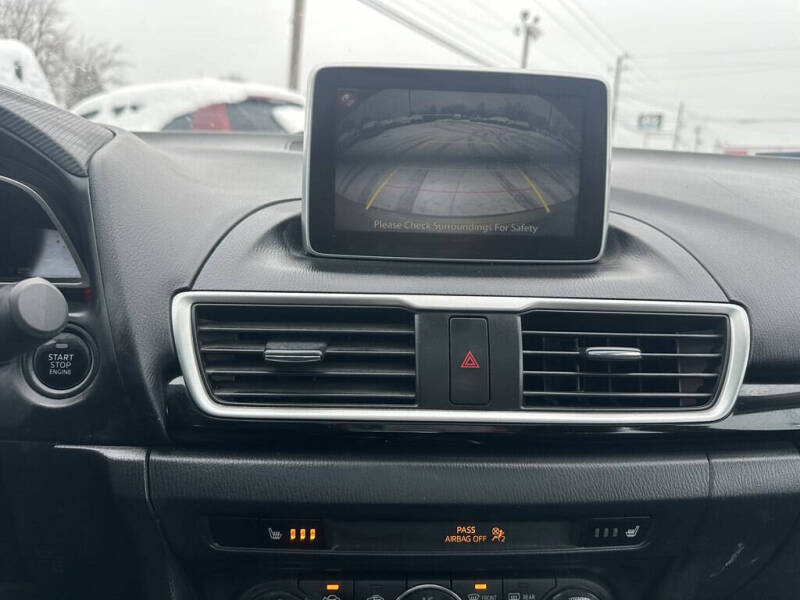 2015 Mazda MAZDA3 i Grand Touring