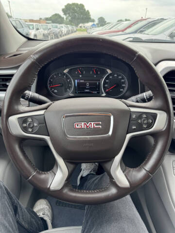 2017 GMC Acadia SLT-1