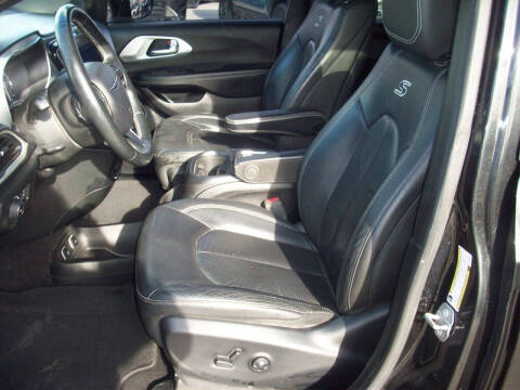 2020 Chrysler Pacifica Touring L Plus