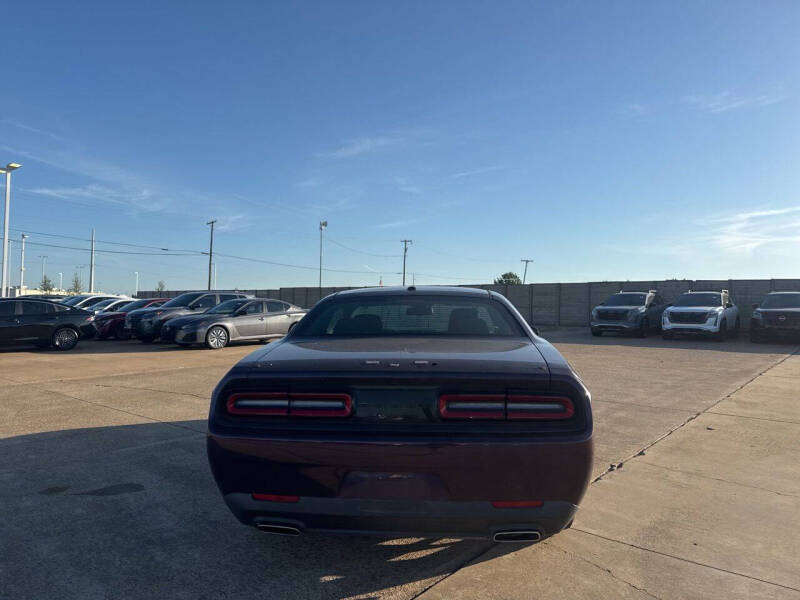 2020 Dodge Challenger SXT