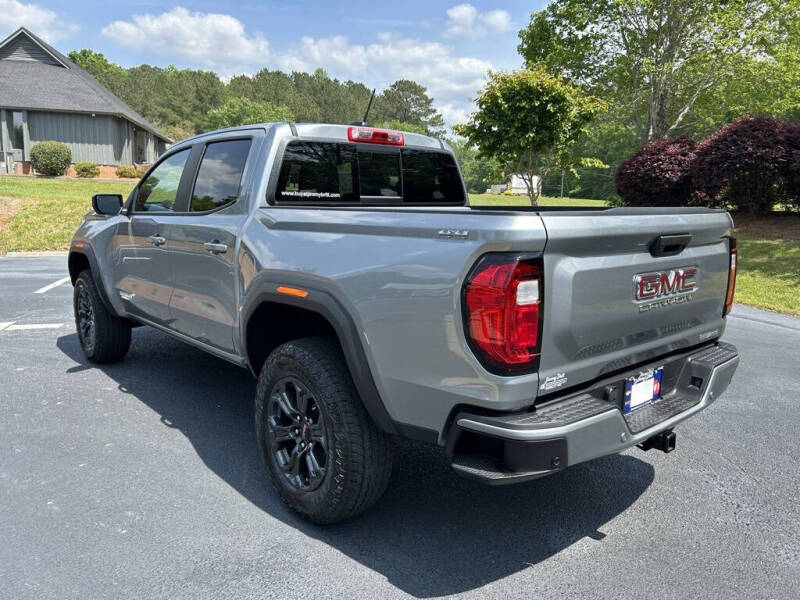 2025 GMC Canyon Elevation