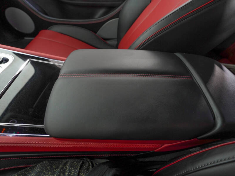 2024 Bentley Continental