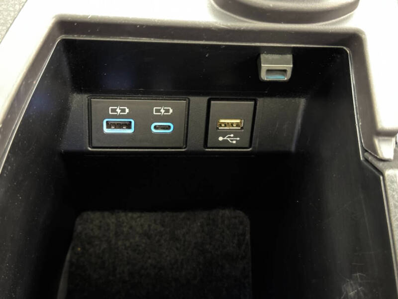 2021 Toyota Avalon XSE Nightshade