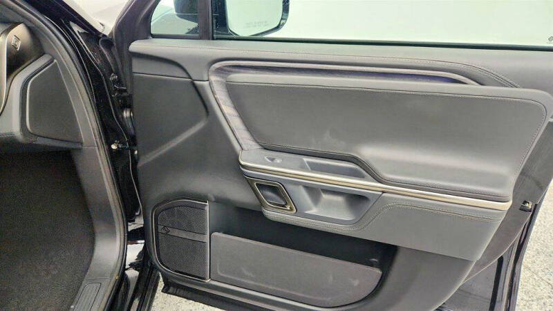 2023 Rivian R1S Launch Edition