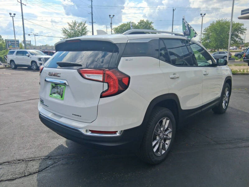 2022 GMC Terrain SLT