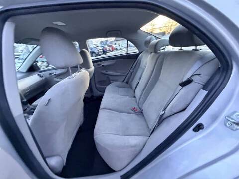 2013 Toyota Corolla LE