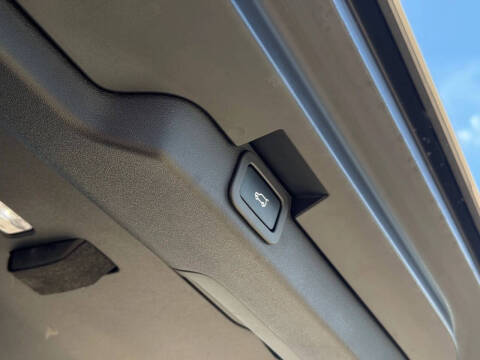 2020 Land Rover Discovery HSE