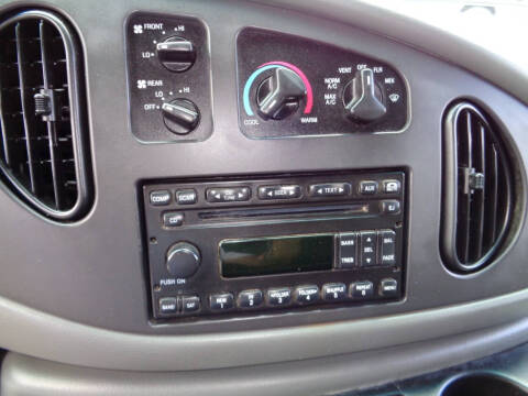 2008 Ford E-Series E-350 SD XLT