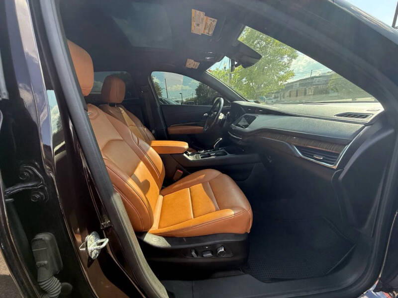 2020 Cadillac XT4 Premium Luxury