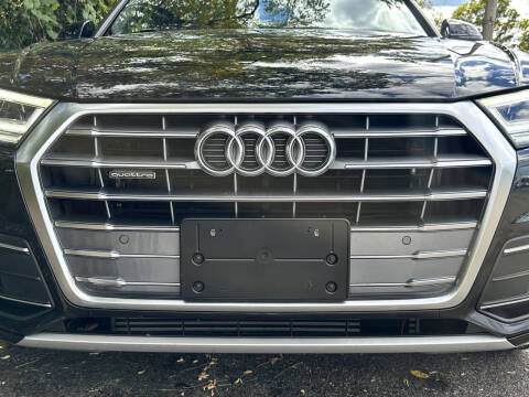 2020 Audi Q5 quattro Premium Plus 45 TFSI