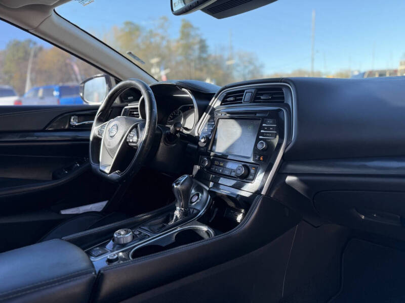 2019 Nissan Maxima Platinum