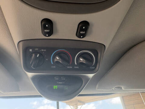 2005 Ford Excursion XLT