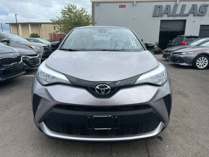 Used 2020 Toyota C-HR XLE with VIN NMTKHMBX4LR107300 for sale in Garland, TX