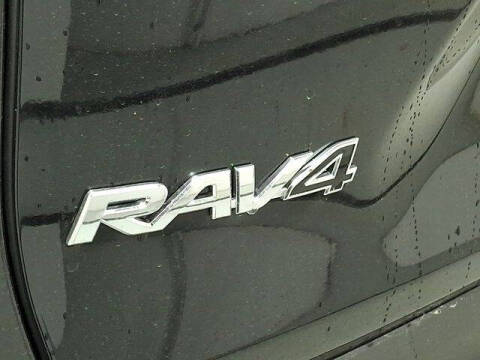 2025 Toyota RAV4 Hybrid XLE Premium