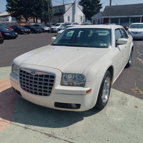 2006 Chrysler 300 for sale at Integrious Auto Inc. in Levittown PA