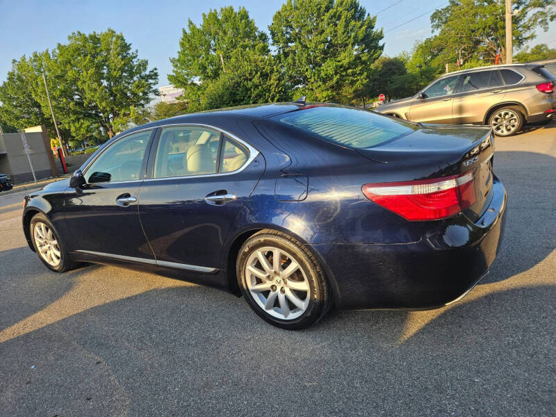 2007 Lexus LS 460
