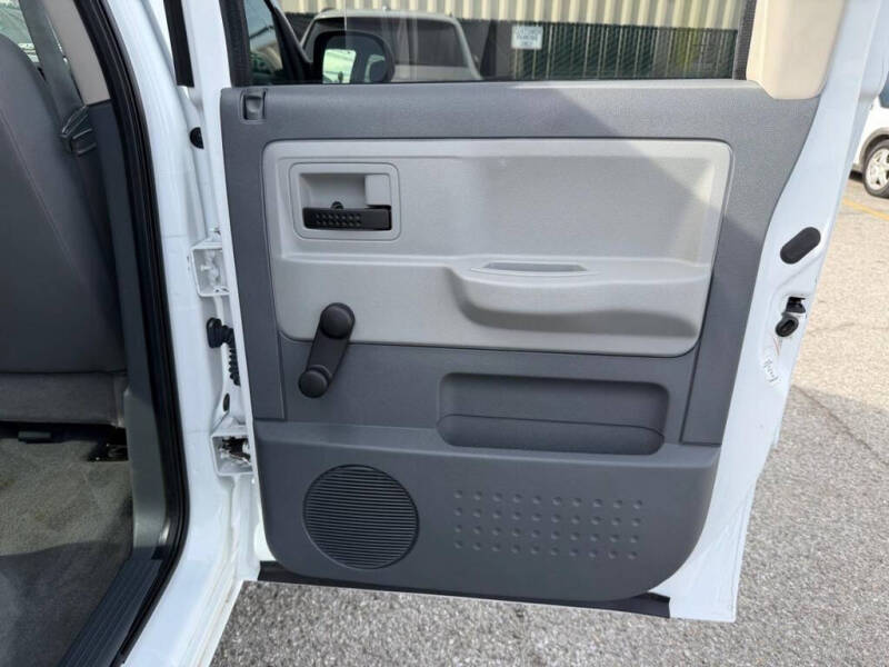 2006 Dodge Dakota ST