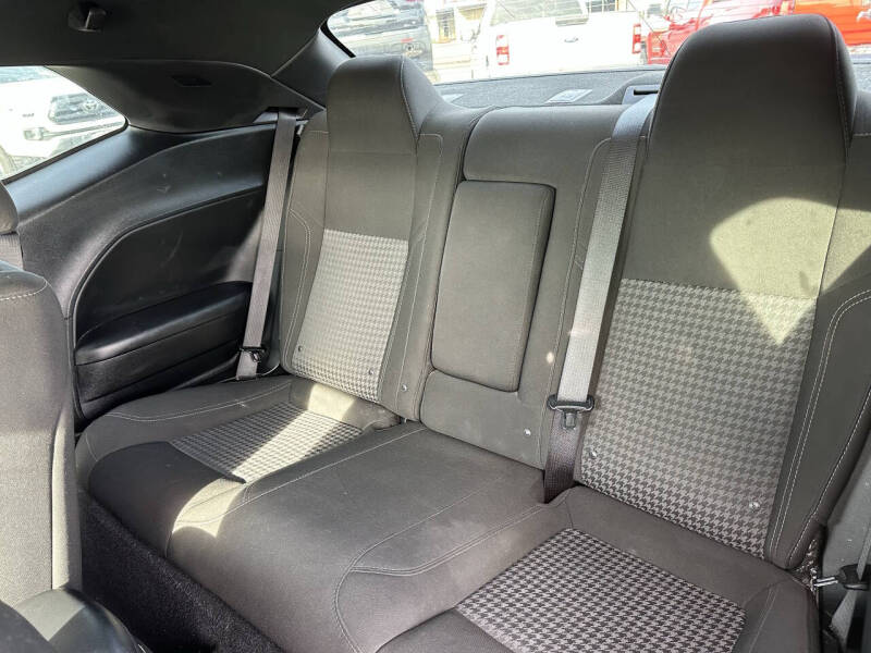 2020 Dodge Challenger SXT