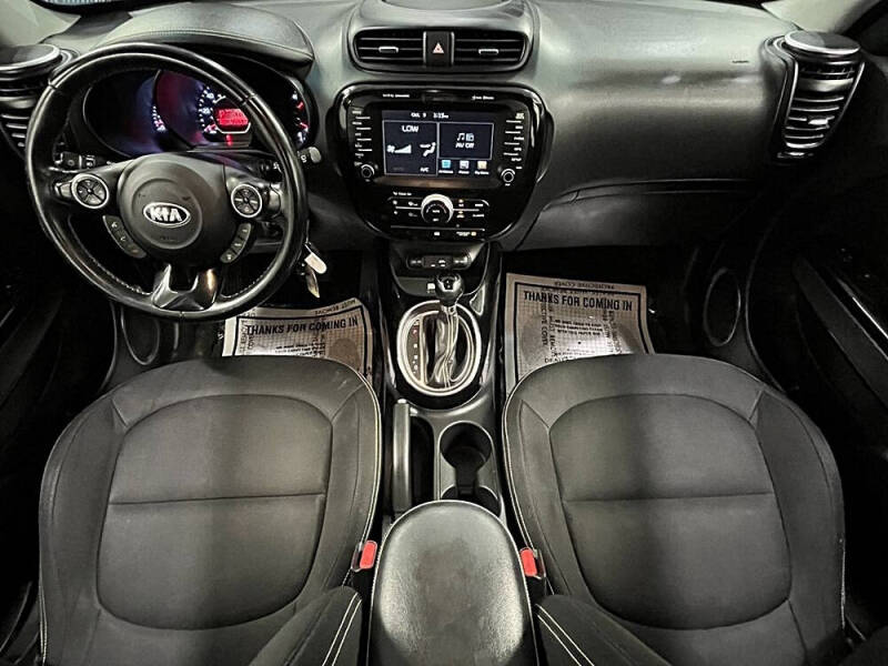 2015 Kia Soul +