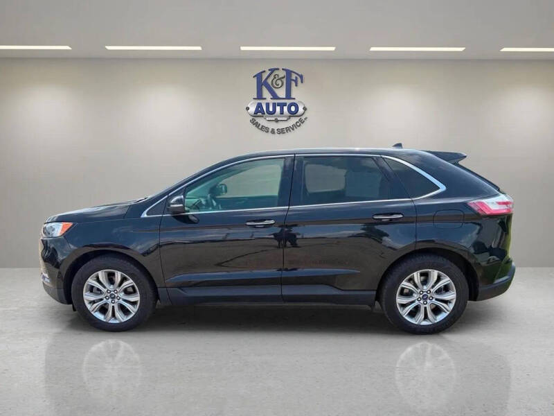 2022 Ford Edge Titanium
