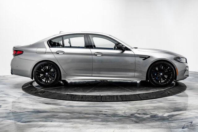 2022 BMW M5