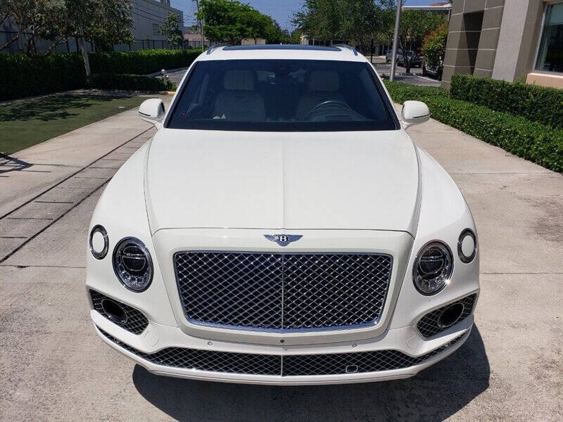 2018 Bentley Bentayga 18