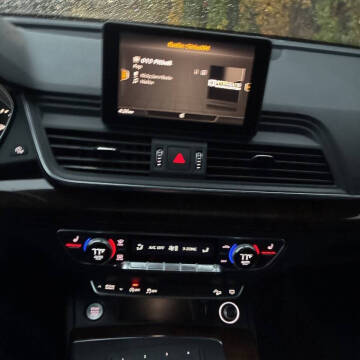 2019 Audi Q5 quattro Premium 45 TFSI