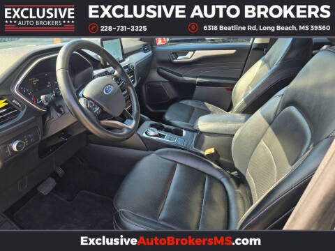 2022 Ford Escape SEL