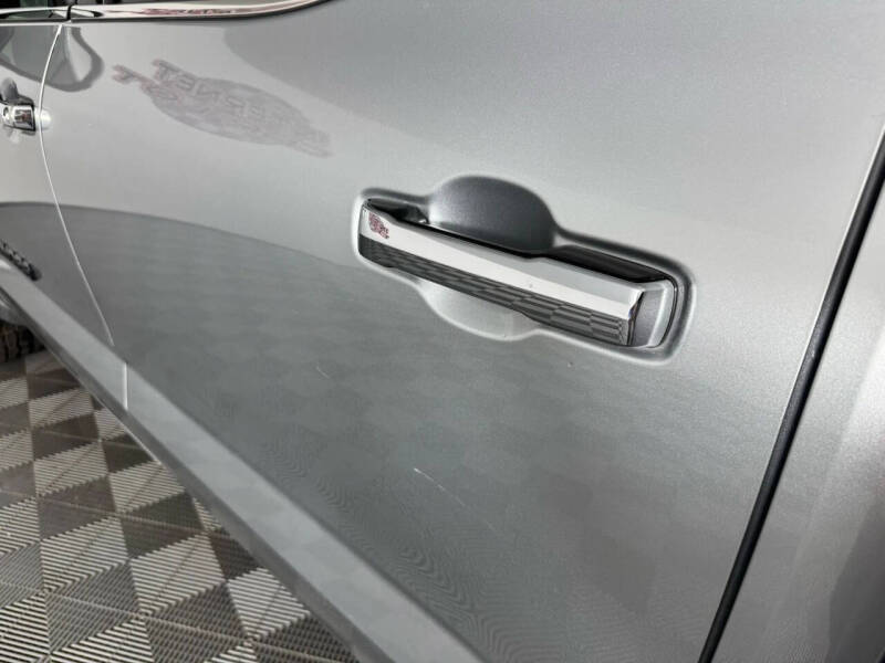 2022 Toyota Tundra Limited HV