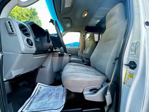 2014 Ford E-Series E-250